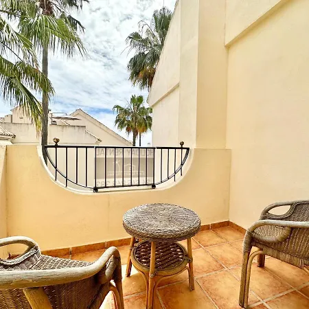 El Arenal Townhouse By The With Swimming Pool - Eaw Homes Holiday home